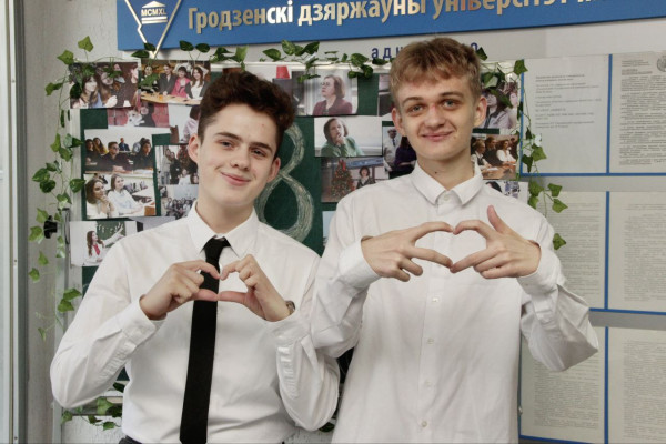 photo_5354894177760048887_y