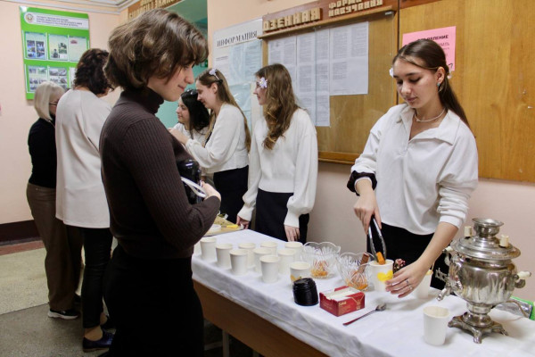 photo_5357337932547105054_y