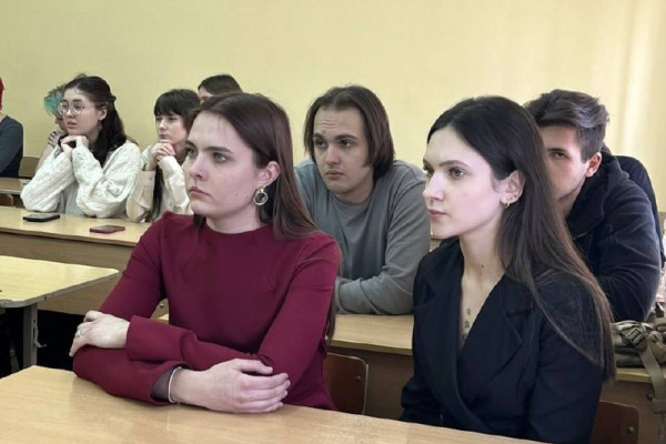 photo_5375534102662475460_x