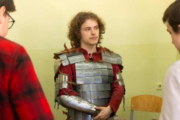 photo_5384254196238382046_y