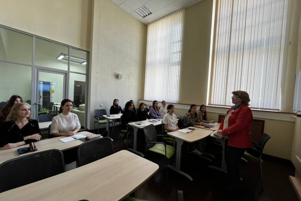 photo_5384254196238382270_y