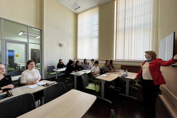 photo_5384254196238382272_y