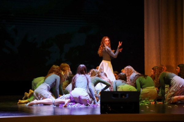 photo_5440480575182994756_y