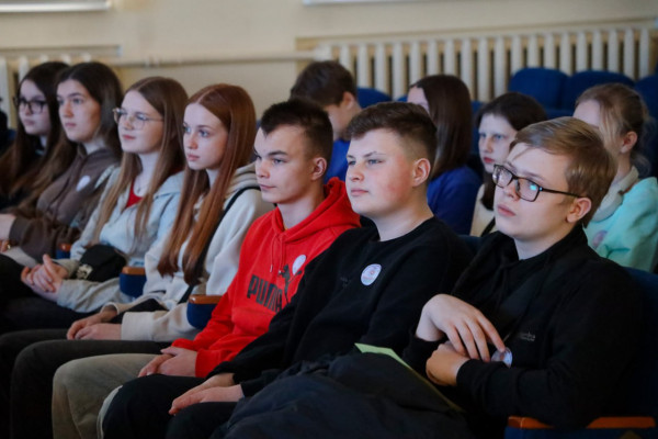 photo_5440480575182994762_y