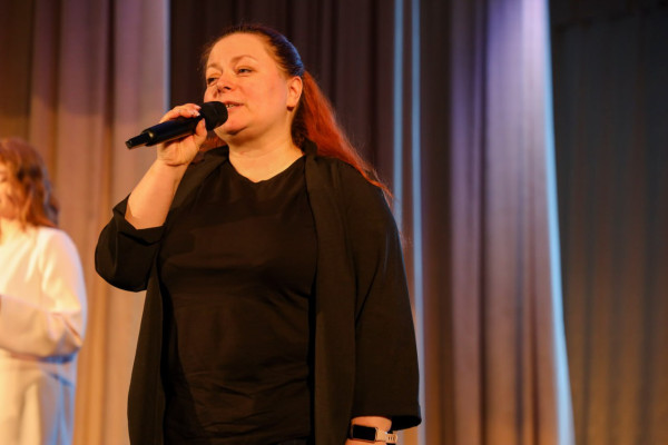 photo_5440480575182994763_y