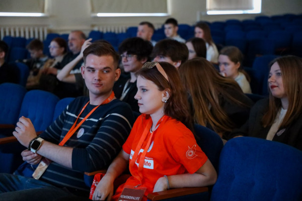 photo_5440480575182994764_y