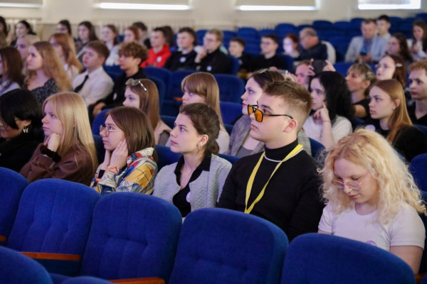 photo_5440480575182994767_y