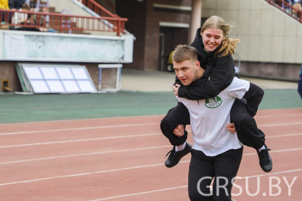 photo_5253836290229661373_y