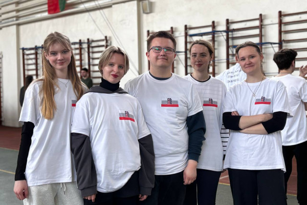 5400273260320069567