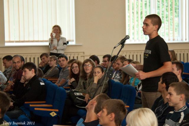 Студенты ГрГУ им. Янки Купалы на встрече с организаторами конкурса в области ИТ ГрГУ, университет, студенты, конкурс