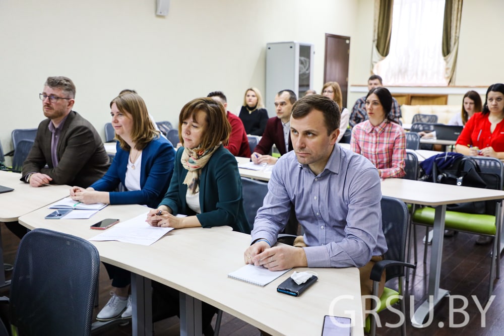 В Купаловском университете проходят курсы для резерва кадров