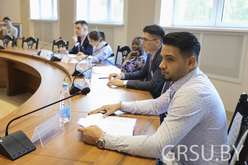 В ГрГУ имени Янки Купалы состоялась конференция «Производство в судах проверочных инстанций в настоящее время и в условиях объединенного цивилистического процесса»