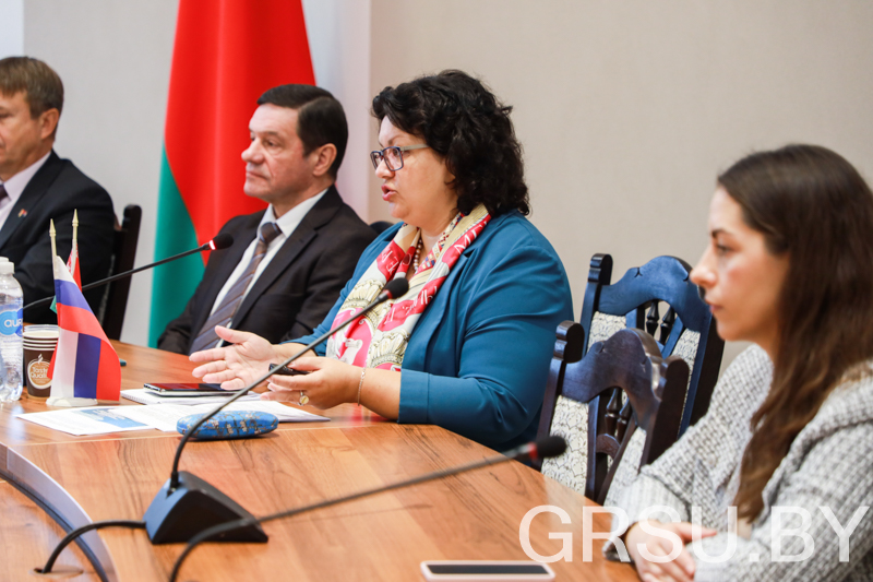 Искусственный интеллект в праве: ГрГУ имени Янки Купалы объединил юристов Беларуси и России