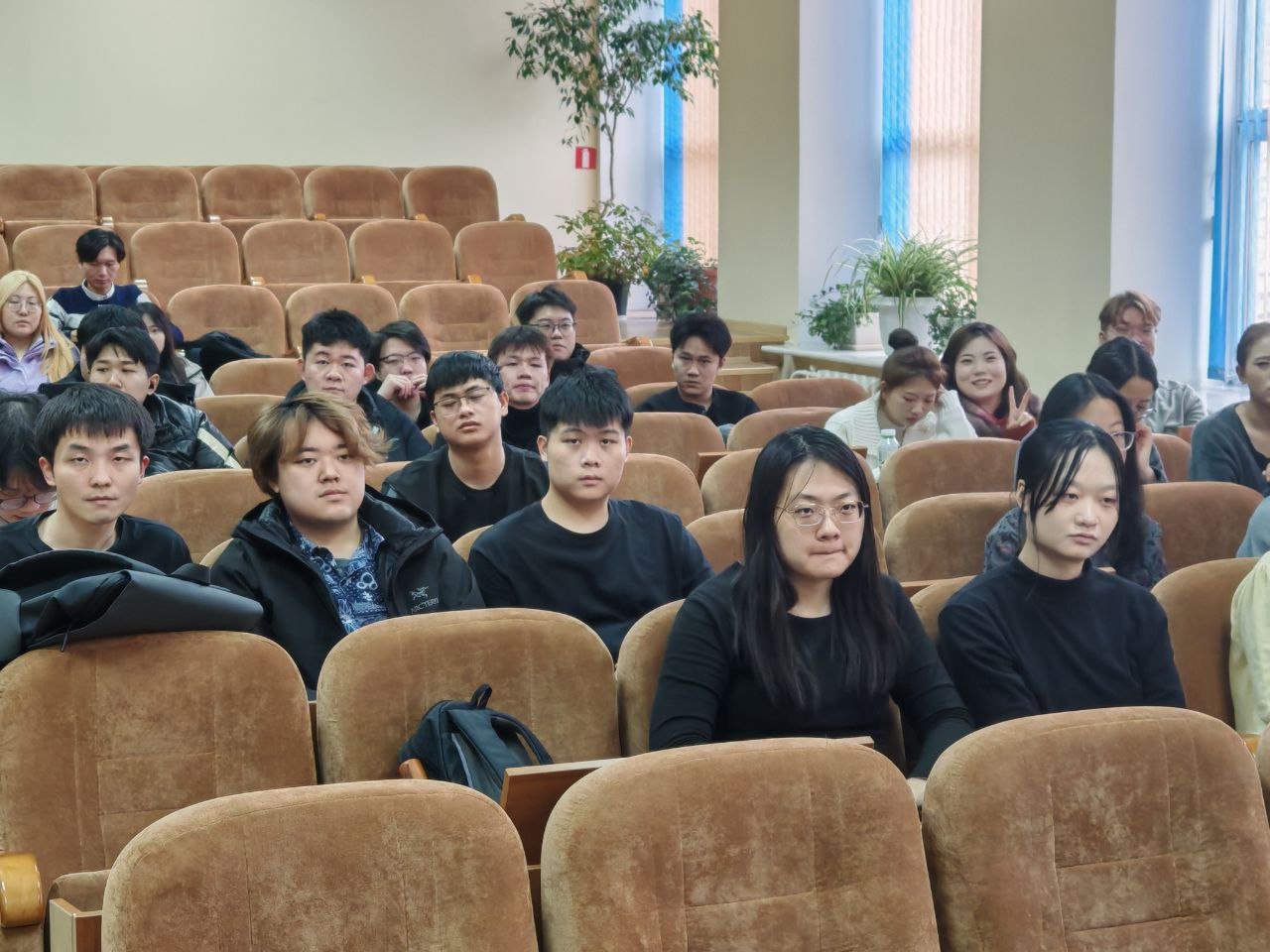 В ГрГУ имени Янки Купалы прошла встреча руководства факультета экономики и управления с иностранными студентами