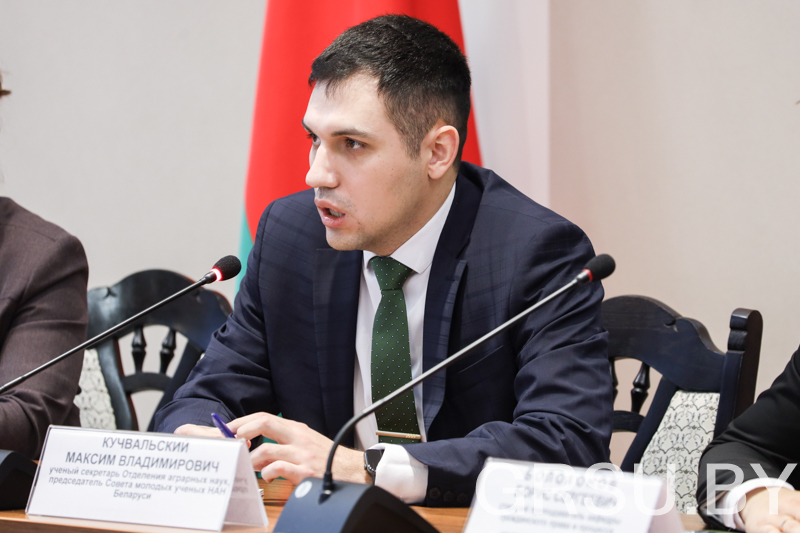 Старшыня Савета маладых вучоных Нацыянальнай акадэміі навук Максім Кучвальскі правёў сустрэчу ў Купалаўскім універсітэце