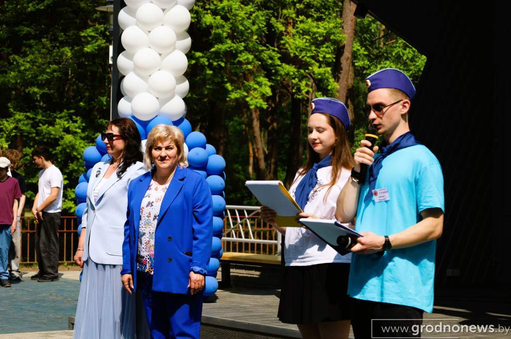 У студэнцкіх педагагічных атрадаў Купалаўскага ўніверсітэта пачаліся яркія будні